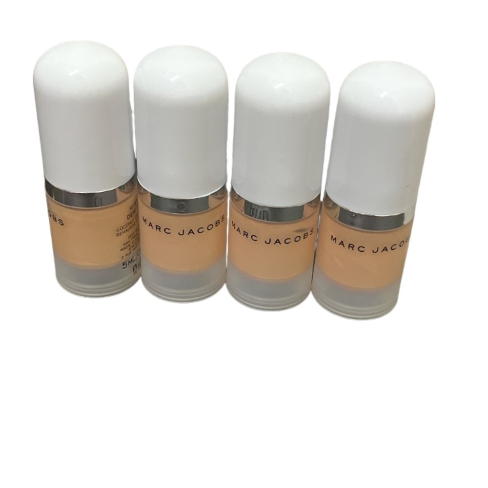 Bundle 4 Marc Jacobs “50 Dew you?” Highlighters coconut gel new